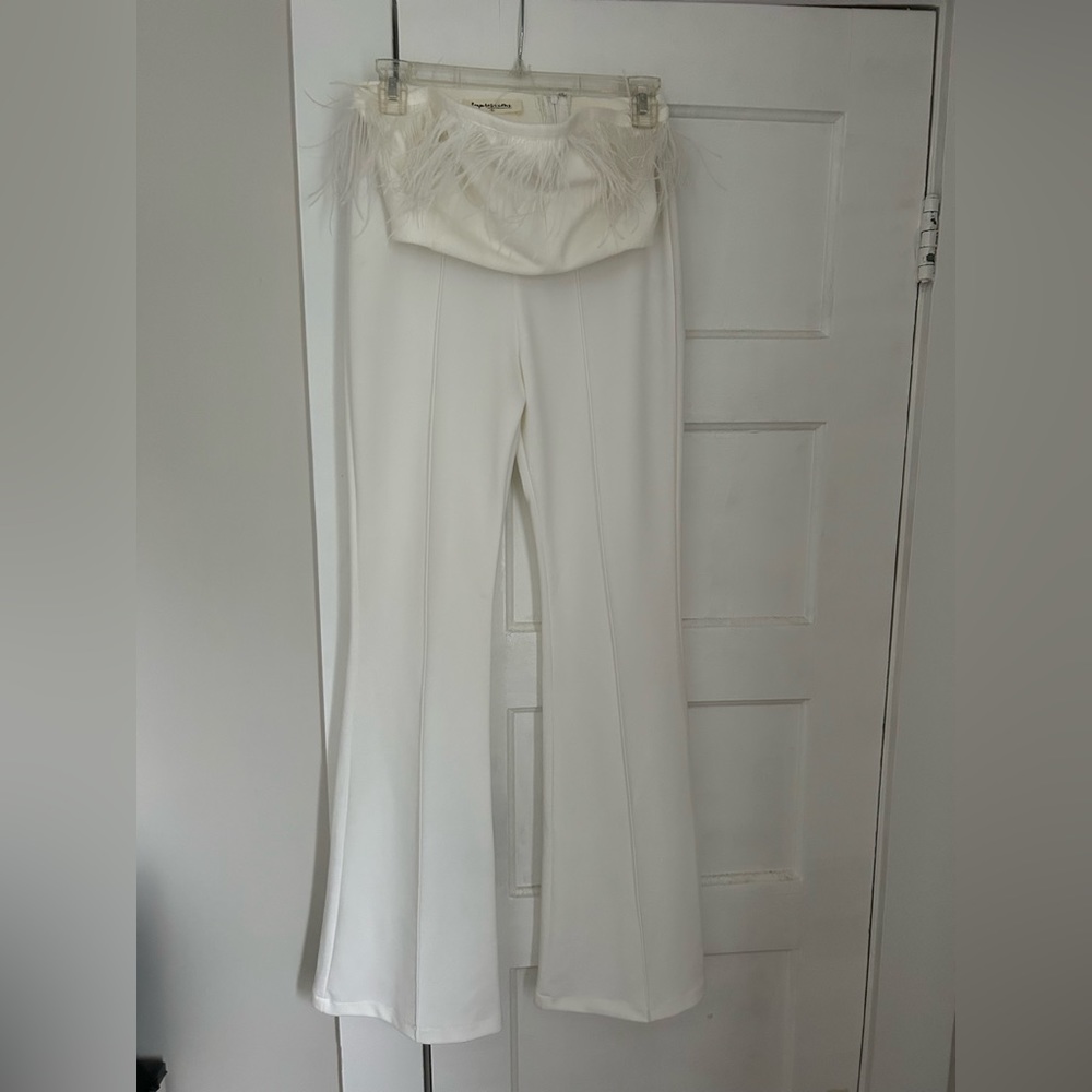 White two piece set
